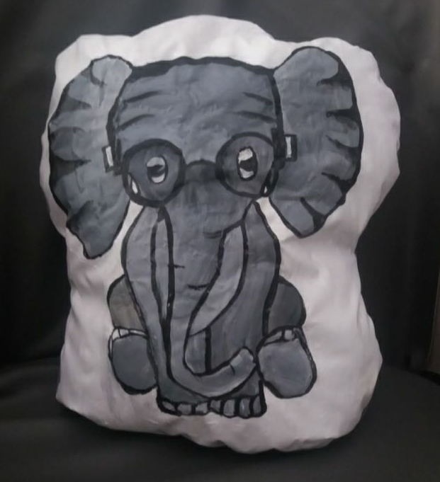 کوسن نقاشی روی پارچه طرح فیل